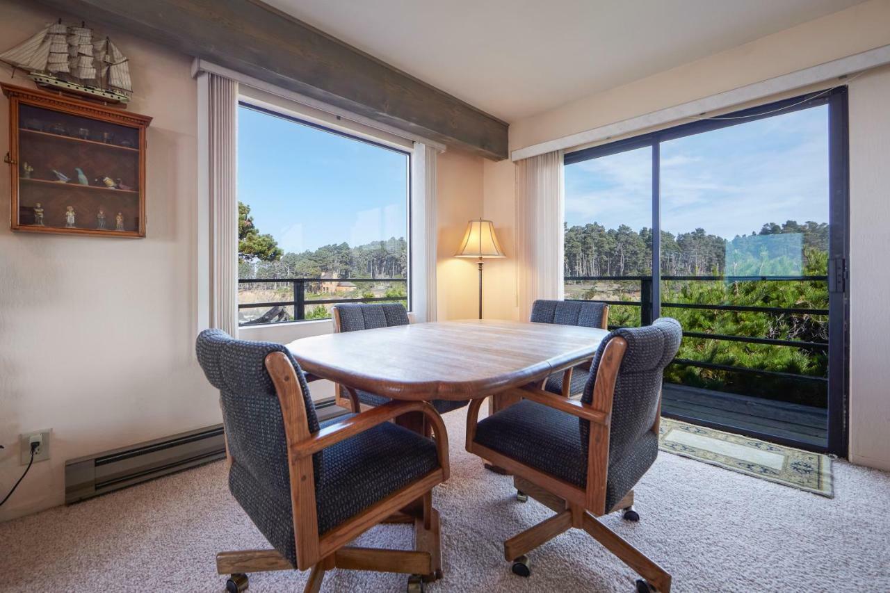 Ocean Breeze Villa Fort Bragg Exterior photo